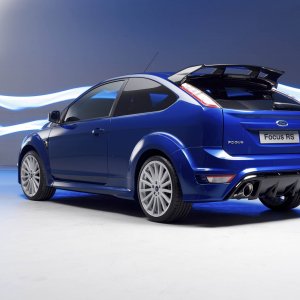 2008-ford-focus-rs_02.jpg