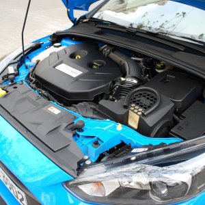 2016-ford-focus-rs-fd-eng-01-11.jpg