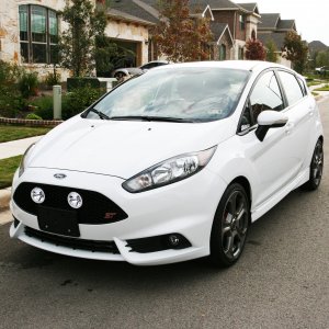 fiesta-st-custom-foglight4.jpg