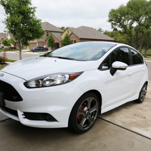 fiesta-st-oxfordwhite1.jpg