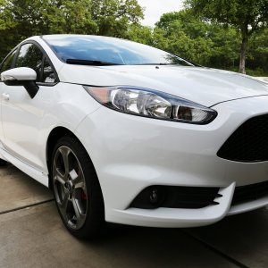 fiesta-st-oxfordwhite2.jpg