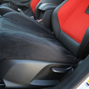 fiesta-st-seat-cover-02.jpg