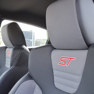 2014-ford-fiesta-st-14-1.jpg