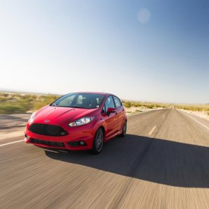 2014-ford-fiesta-st-photo-607357-s-1280x782.jpg