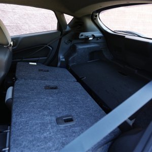 2014-ford-fiesta-st-rear-seats-folded.jpg