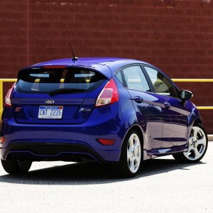 2014-ford-fiesta-st-rear-three-quarters-02.jpg