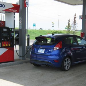 2014-ford-fiesta-st-rear-three-quarters-gas-station.jpg