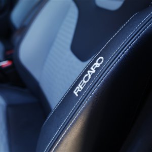 2014-ford-fiesta-st-seat-bolster.jpg