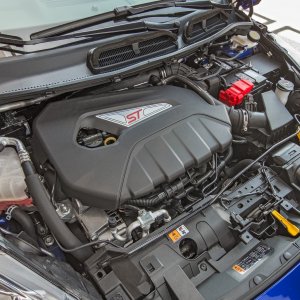 2015-ford-fiesta-st-engine.jpg