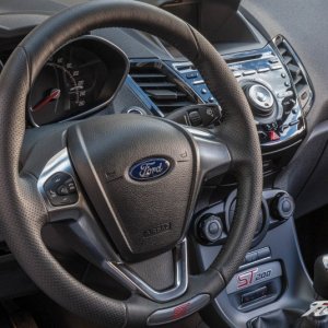 2017-Ford-Fiesta-ST200-145-876x535.jpg