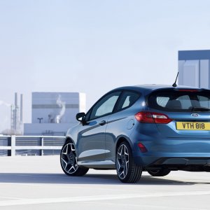 2018-ford-fiesta-st-10.jpg